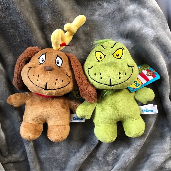 plush grinch and max